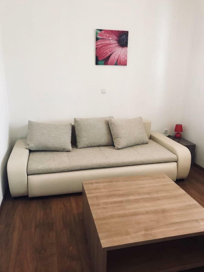 Apartmani Kulas Pakoštane Exterior foto