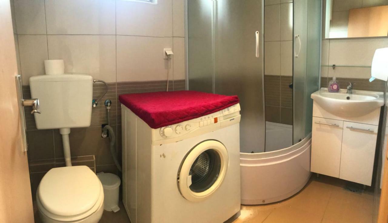 Apartmani Kulas Pakoštane Exterior foto